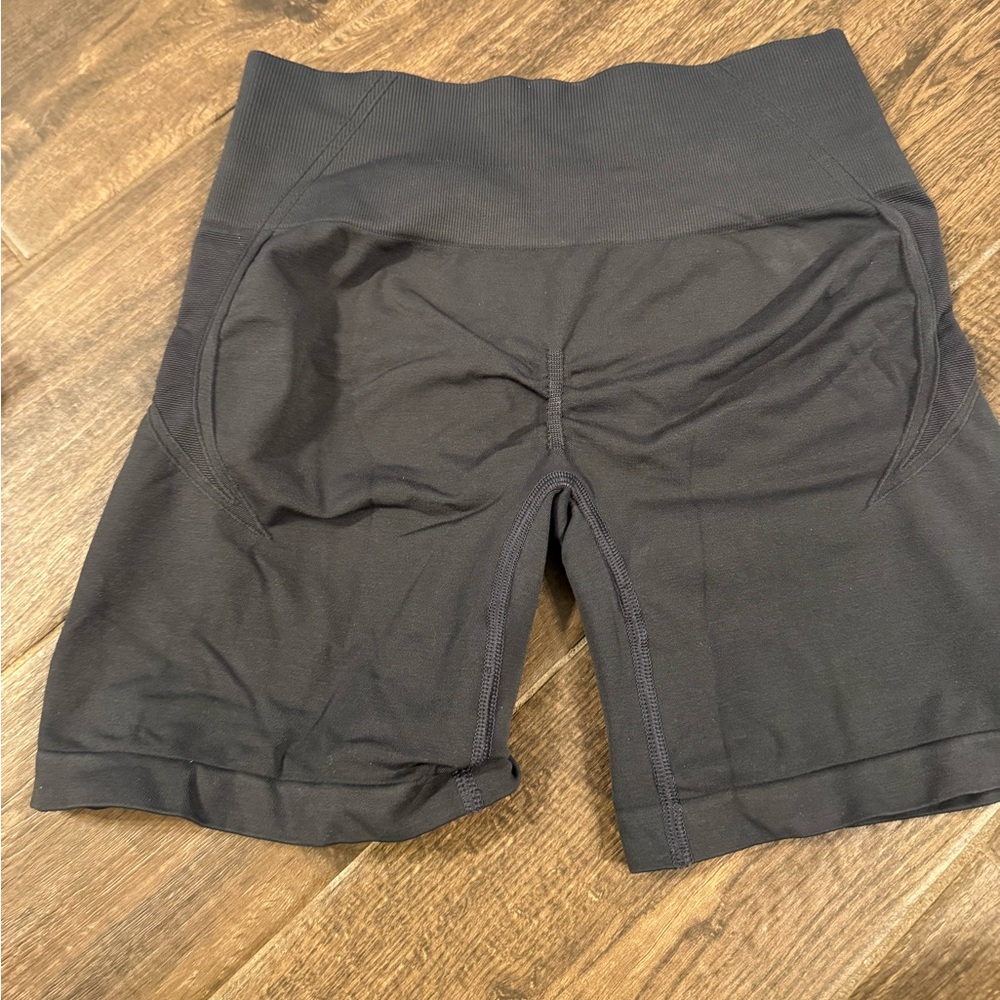 Oner effortless shorts in gray